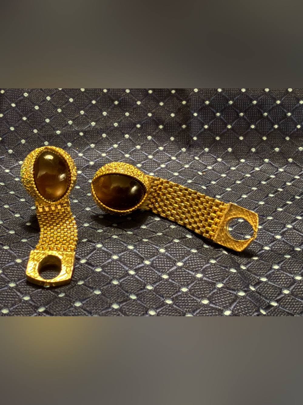 7 sets of men's Mesh Wrap cufflinks